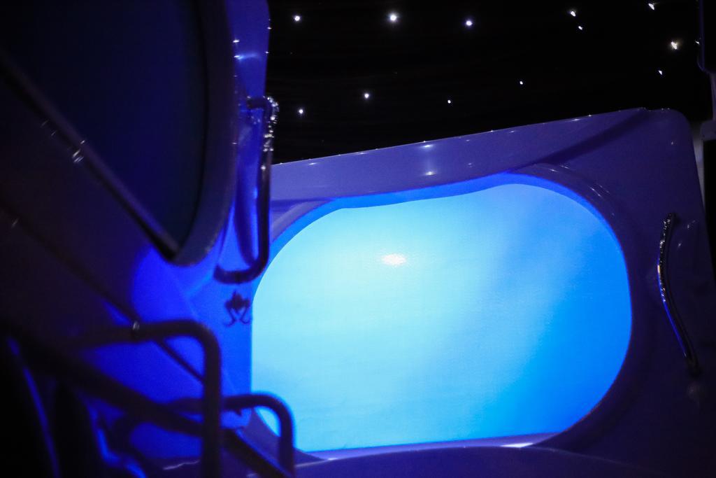 Met A Space Pod @ Boat Quay Capsule hotel 2*
