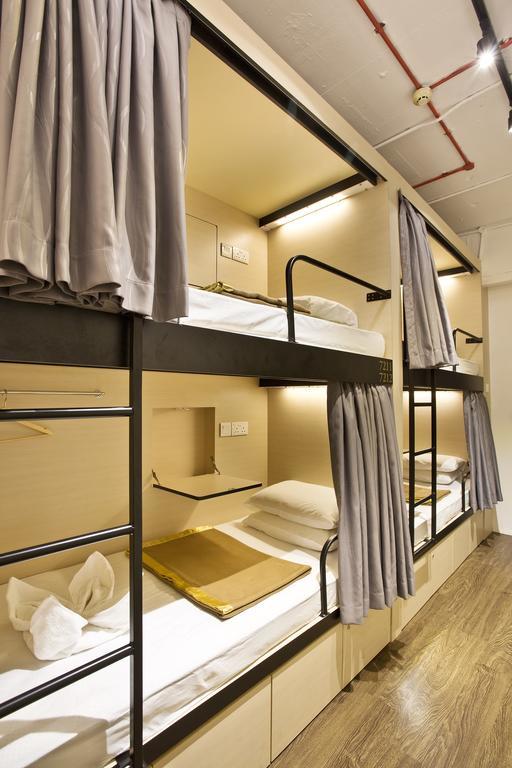 Capsule hotel 7 Wonders Boutique Capsule