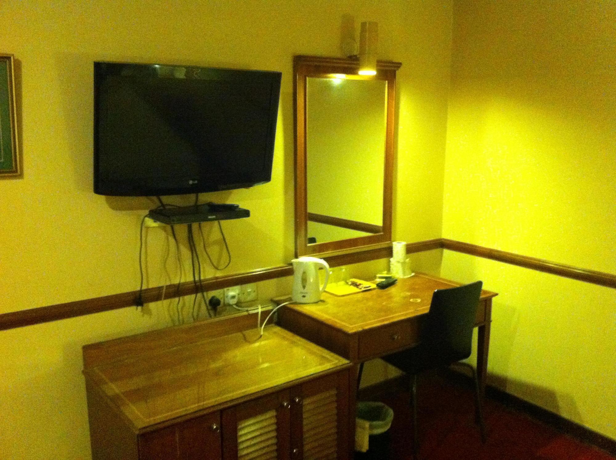 Four Chain View Hotel Singapore