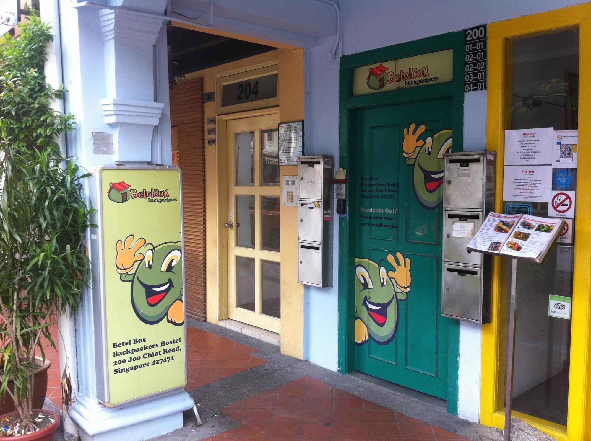 Betel Box Backpackers *