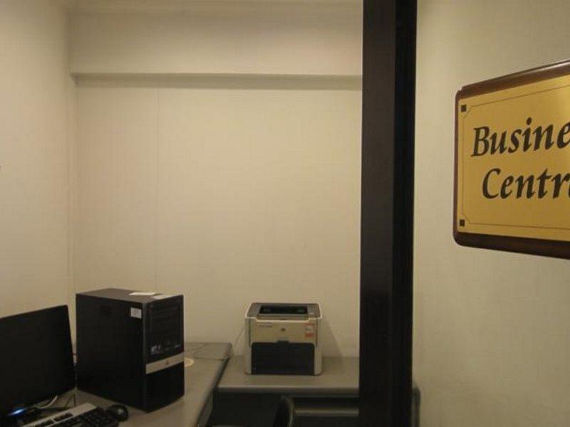 Hotel Metropolitan Ymca 4*