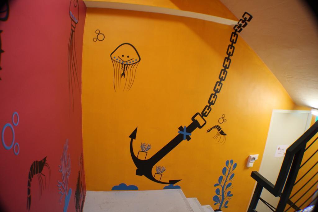 Hostel Footprints Hostel, *