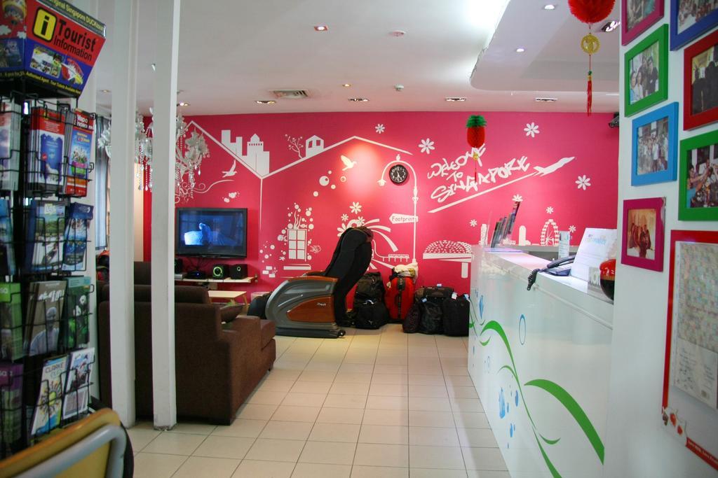 Footprints Hostel, Singapore