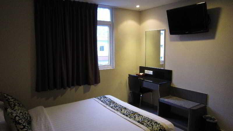 Ibis Budget Sapphire 2* Singapore