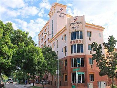 Ibis Budget Crystal 2*