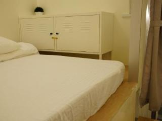 Blanc Hostel *