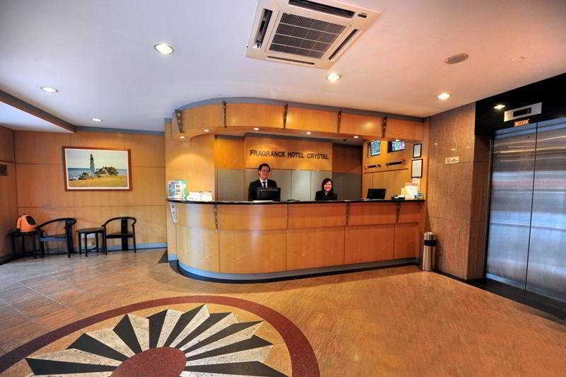 Ibis Budget Crystal 2*