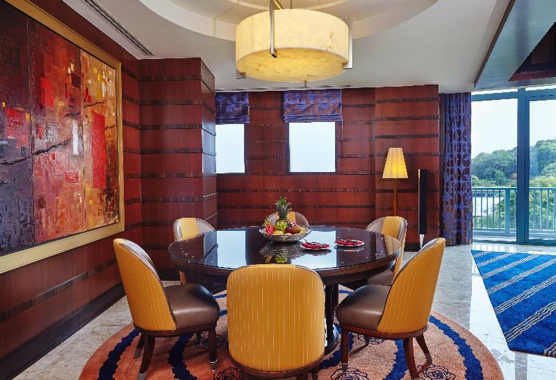 Hotel World Sentosa - Crockfords Tower