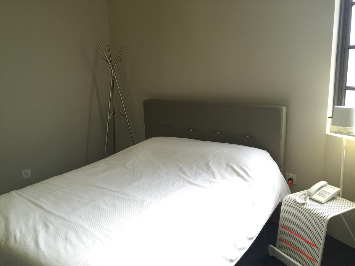 Triple 2 Studio Aparthotel 3*