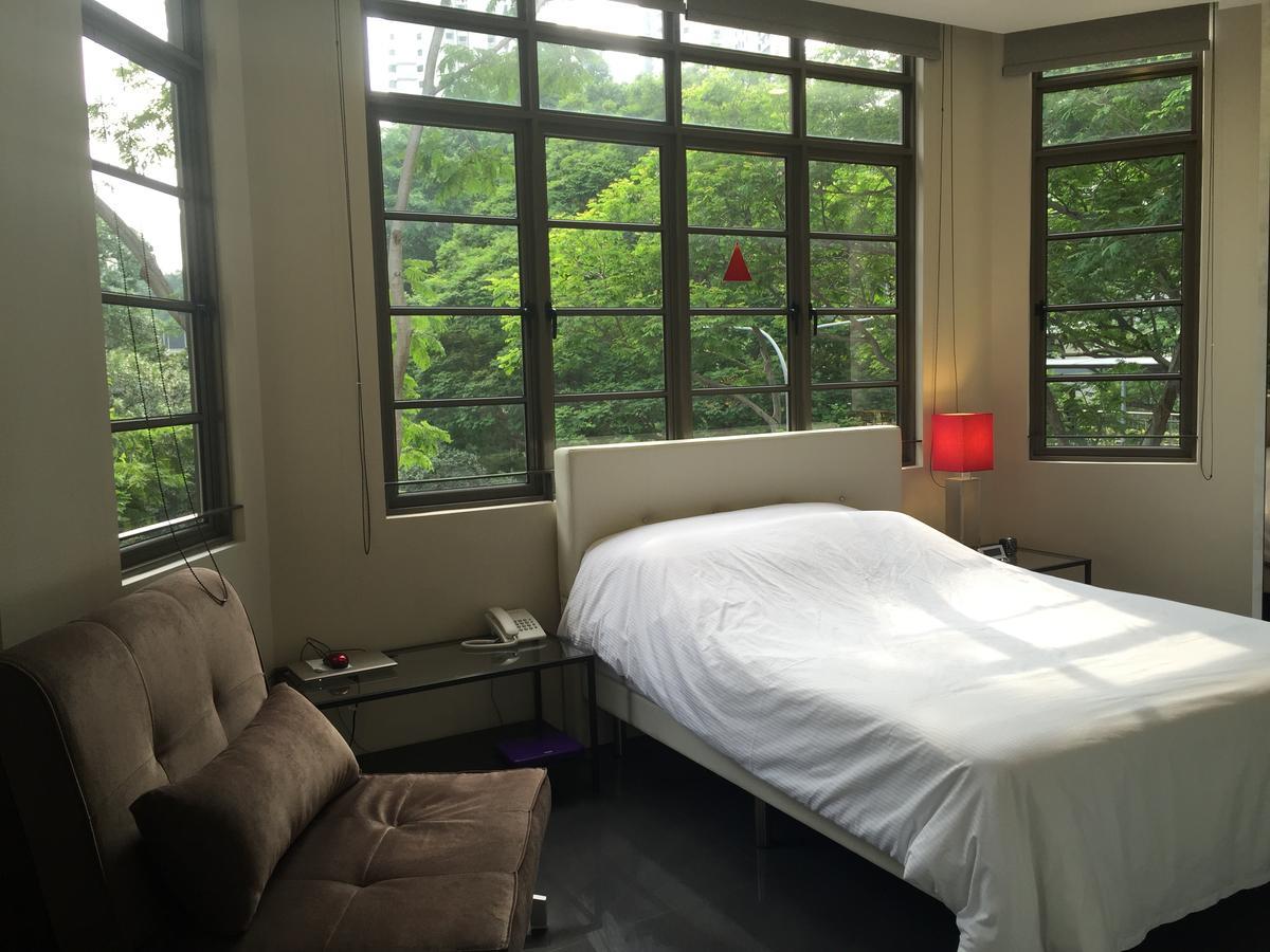 Triple 2 Studio 3* Singapore