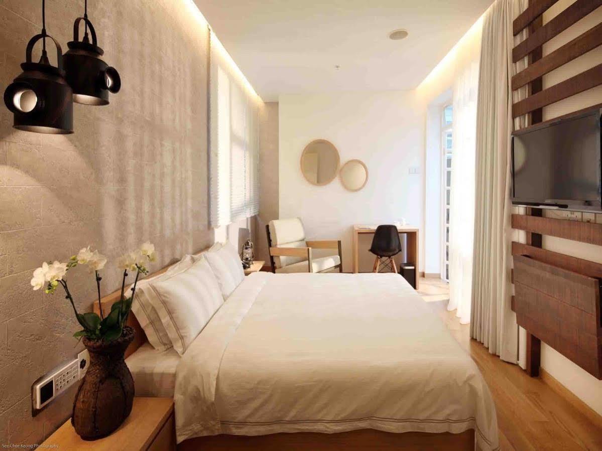 Clover 769 North Bridge Road 4*