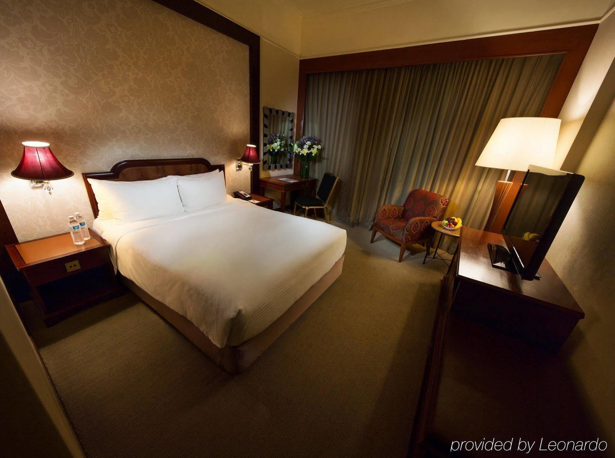 Vibe Orchard 4* Singapore