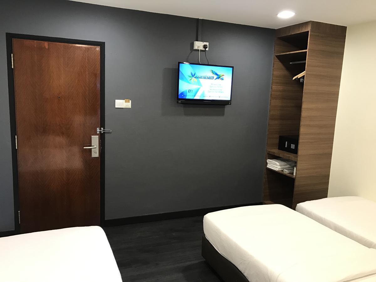 Hotel L At 51 Desker 2*