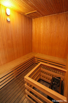 Hotel Orchid 4*