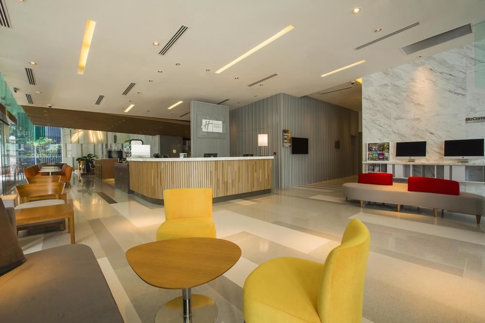 Hotel Holiday Express Orchard Road By Ihg 4*