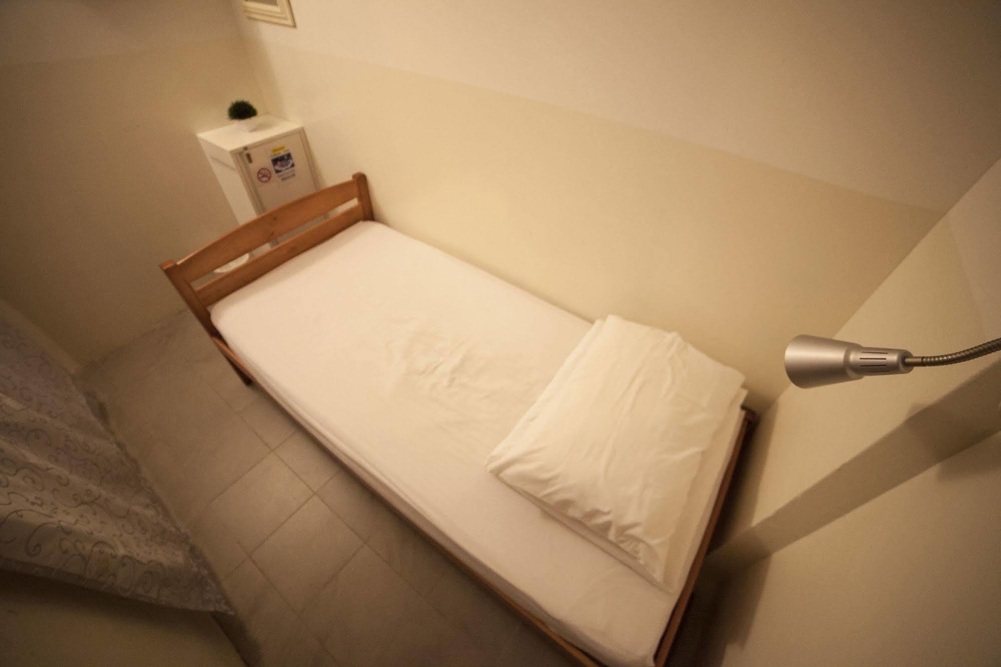 Hostel Blanc *