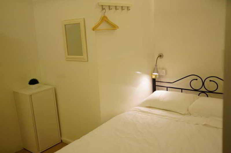 Hostel Blanc *