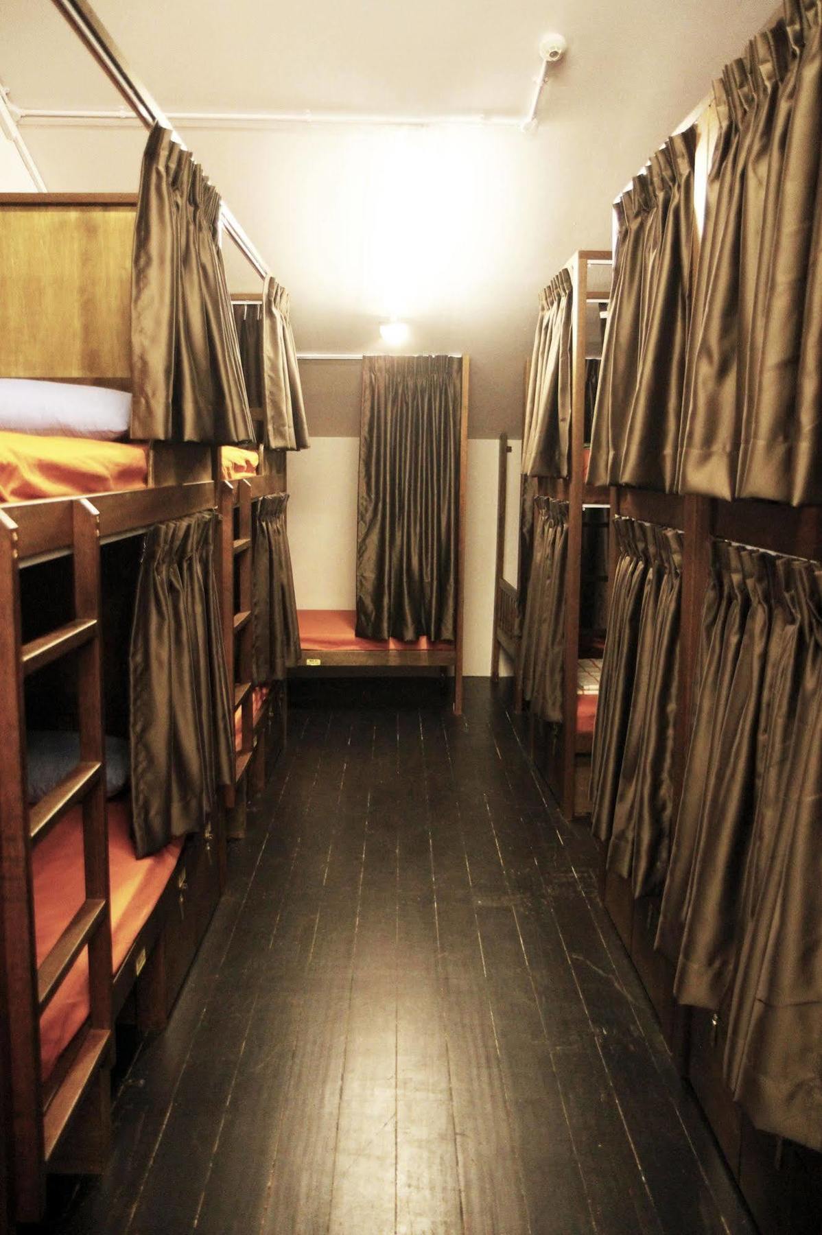 60s Hostel Singapore