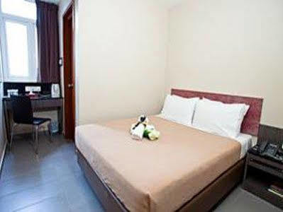 Ibis Budget Sapphire 2*