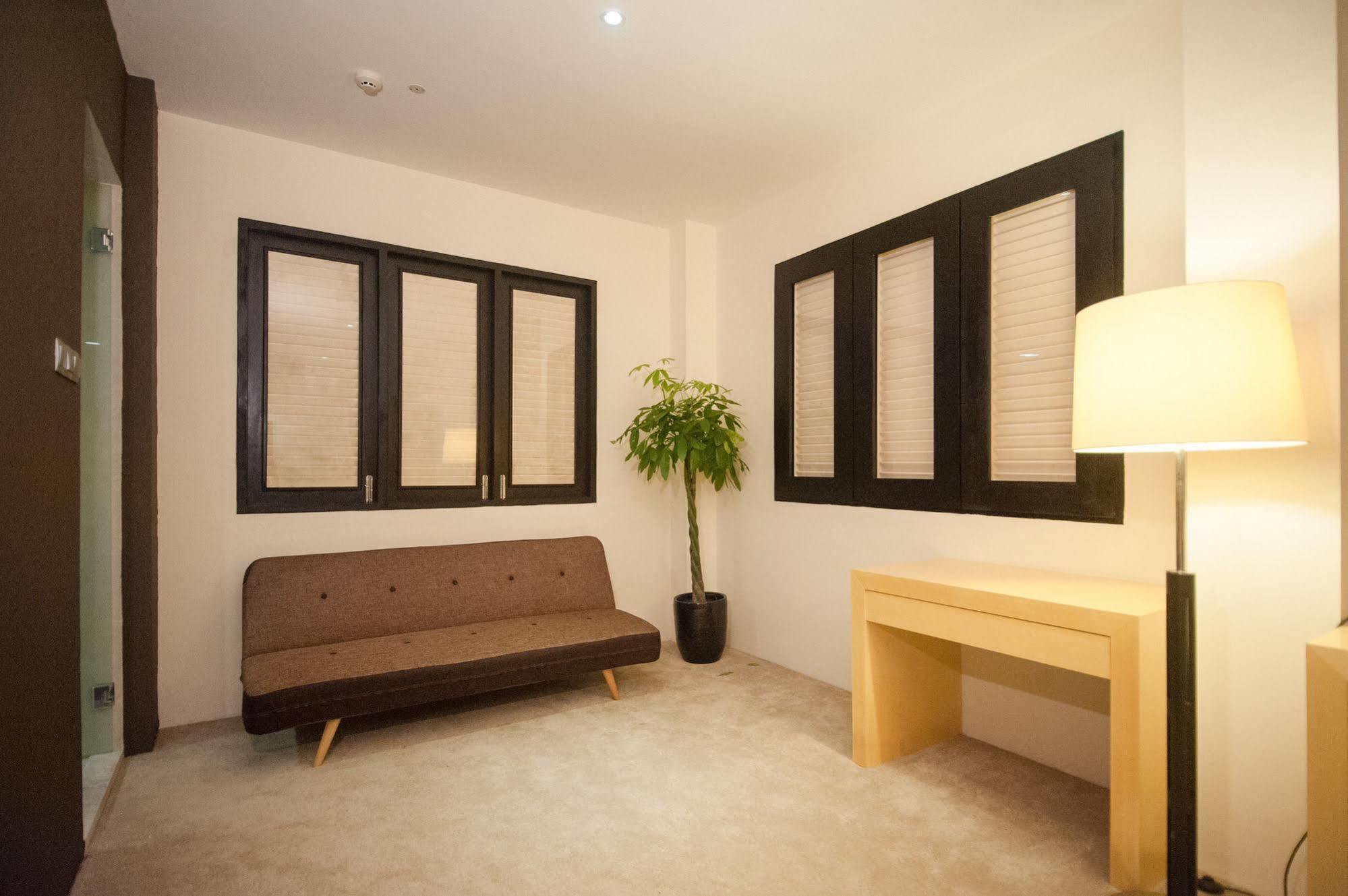 Hotel Raintr33
