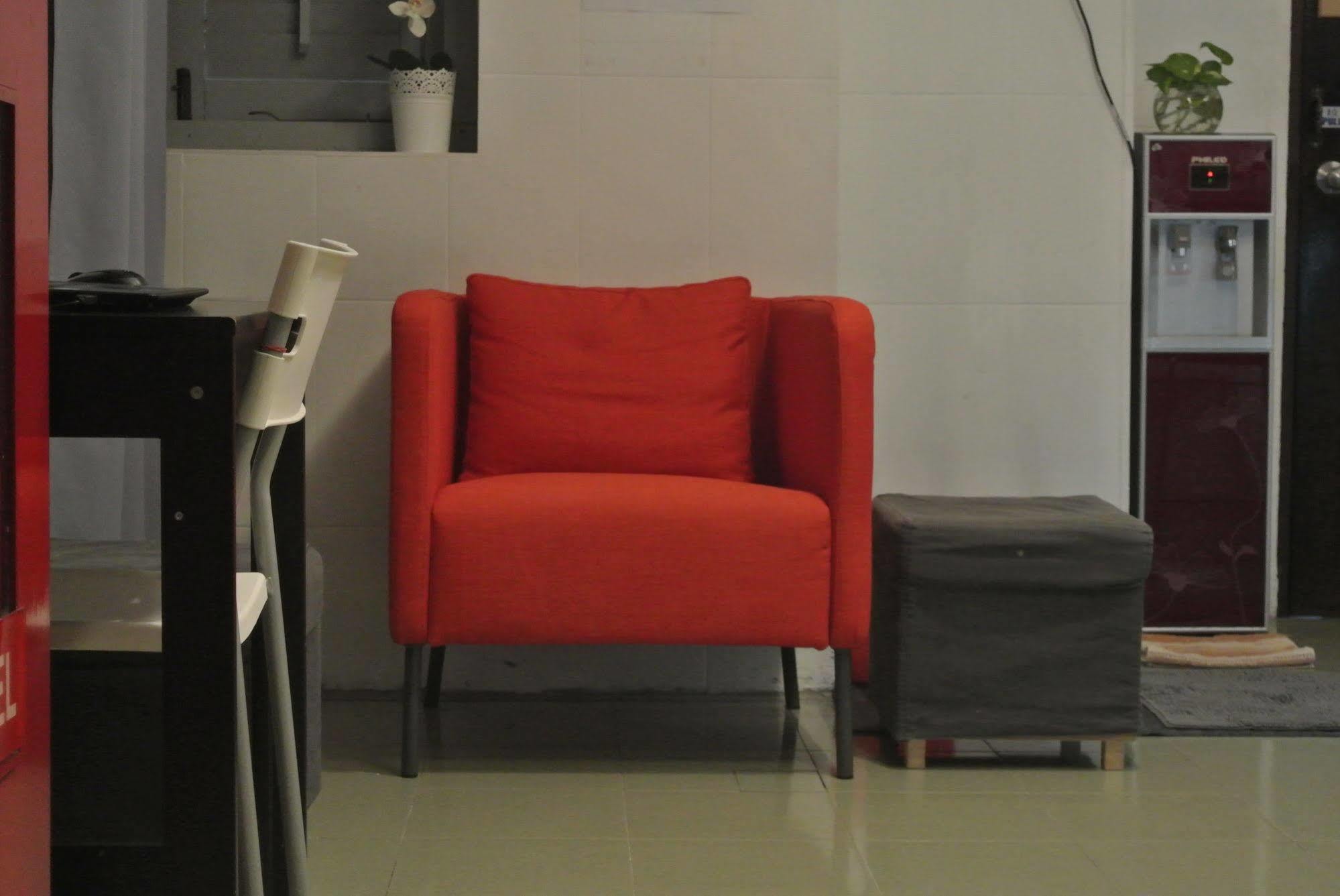 Royal Hostel *