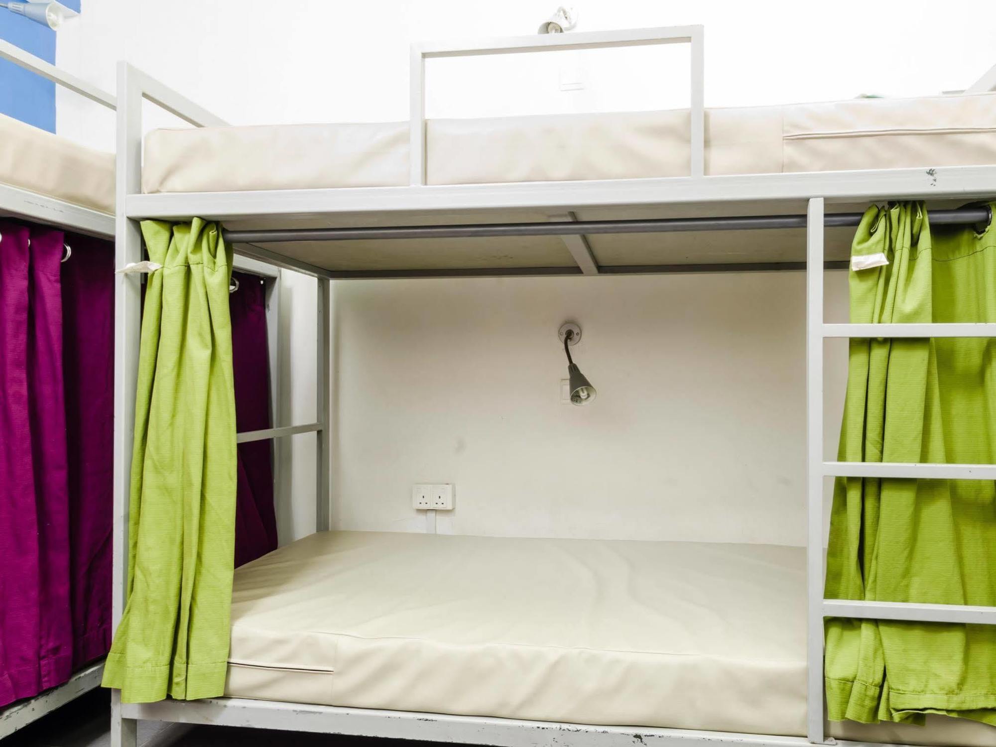 Campbell Hostel *