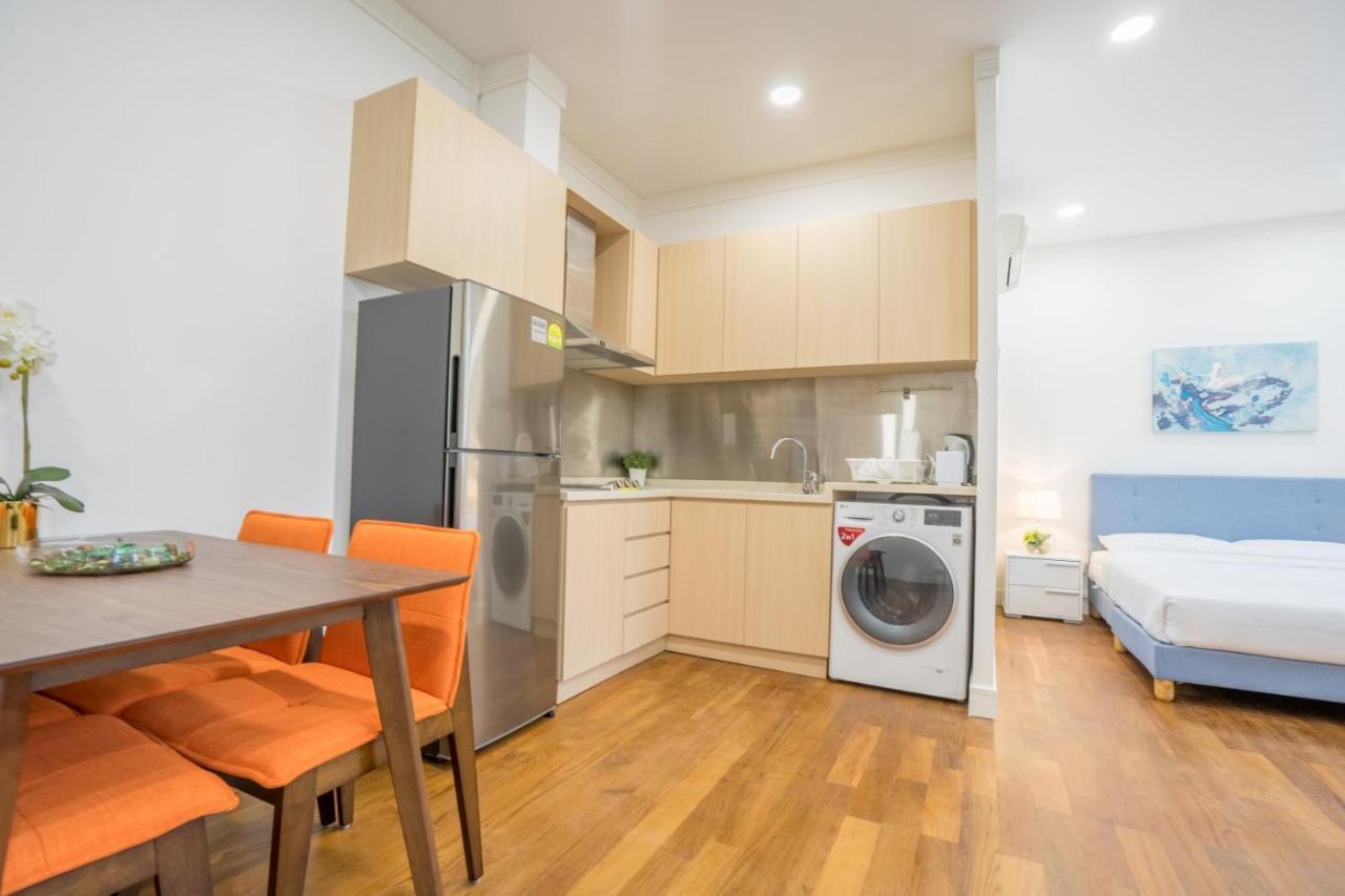 Clubhouse Residences Serviced - Staycation Approved Apartment