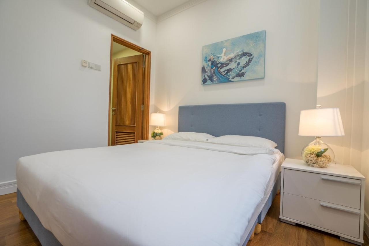 Clubhouse Residences Serviced - Staycation Approved Apartment *