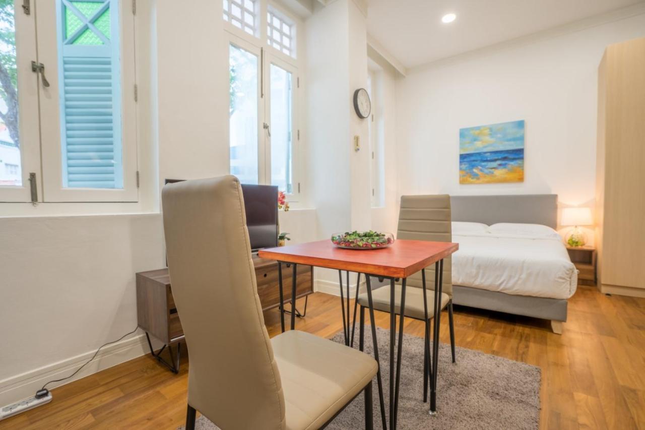Clubhouse Residences Serviced - Staycation Approved *