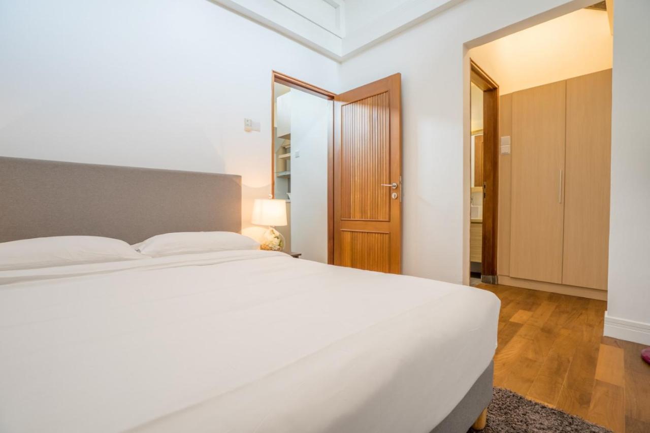 Apartment Clubhouse Residences Serviced - Staycation Approved