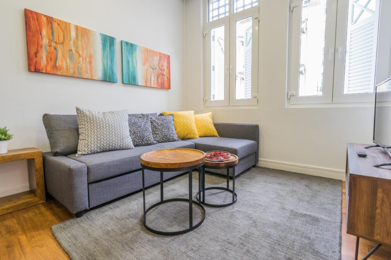 Clubhouse Residences Serviced - Staycation Approved *