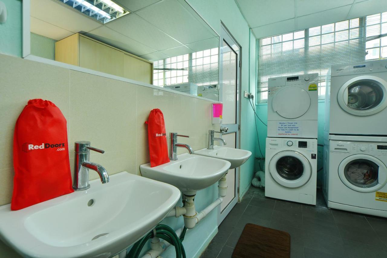 Hostel Reddoorz @ Clarke Quay Singapore