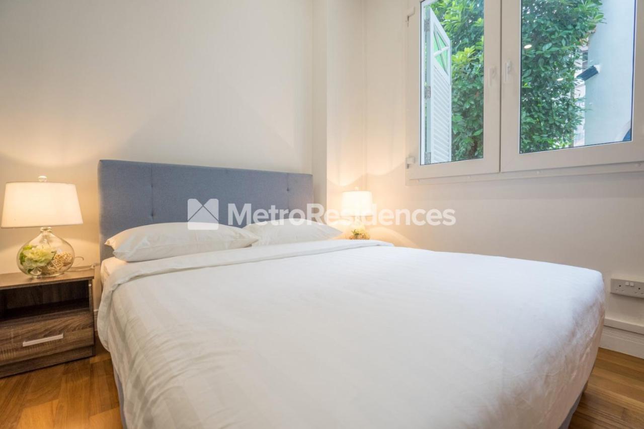 Apartment Clubhouse Residences Serviced - Staycation Approved