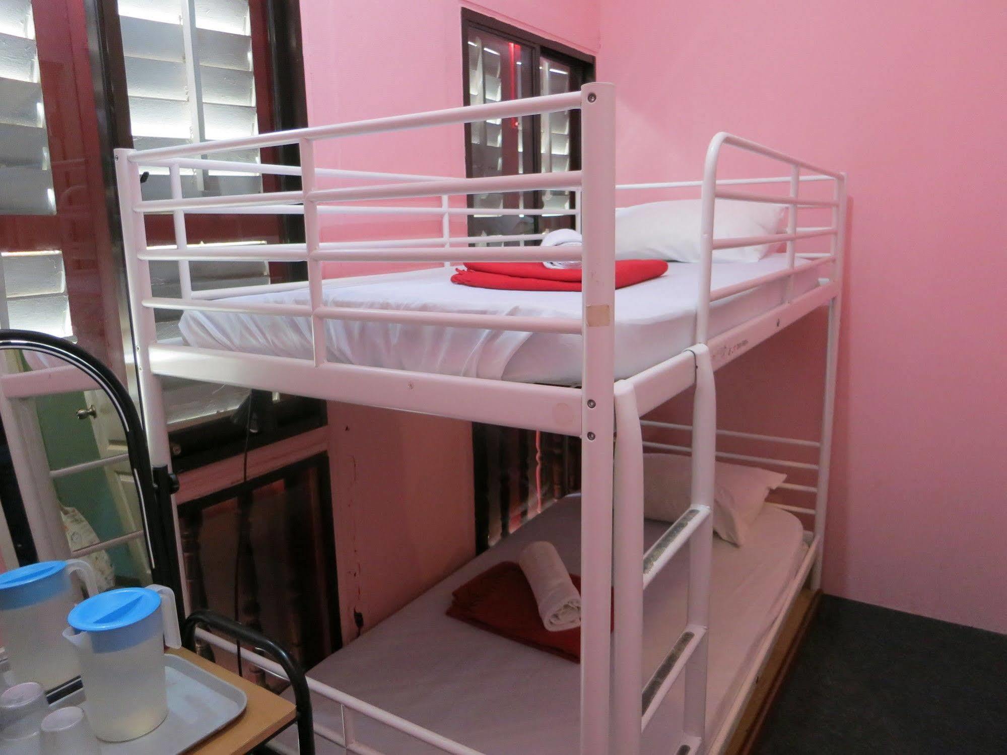 Backpackers' Chinatown Hostel
