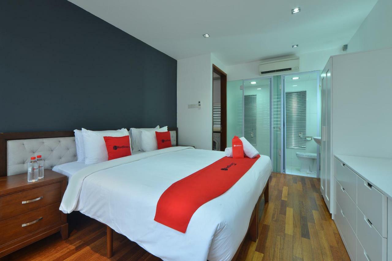 Residences @ Farrer Park 3*