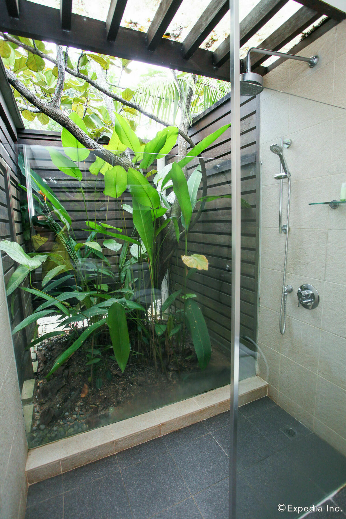 Resort D'kranji Farm