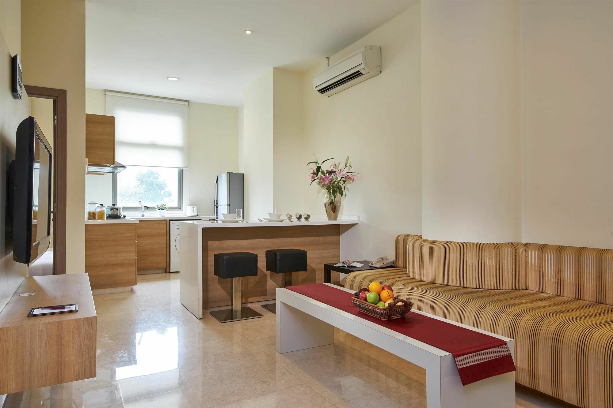 Aparthotel Village West Coast By Far East Hospitality 4*