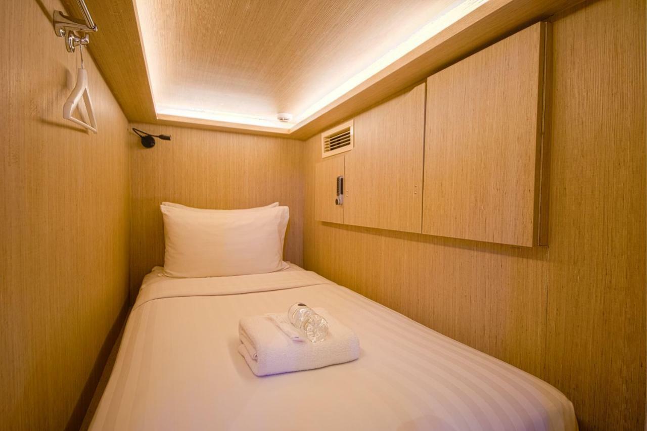 Cube Boutique Capsule Hotel At Kampong Glam Singapore