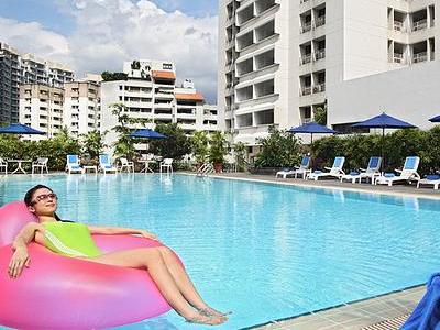 Somerset Grand Cairnhill Singapore