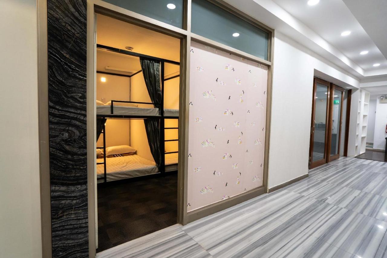 Oss Backpackers Singapore