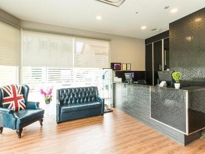 Ibis Budget West Coast 2*