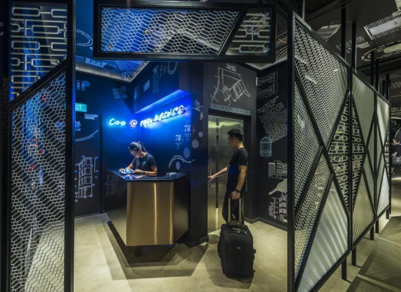Thad's Boutique * Singapore