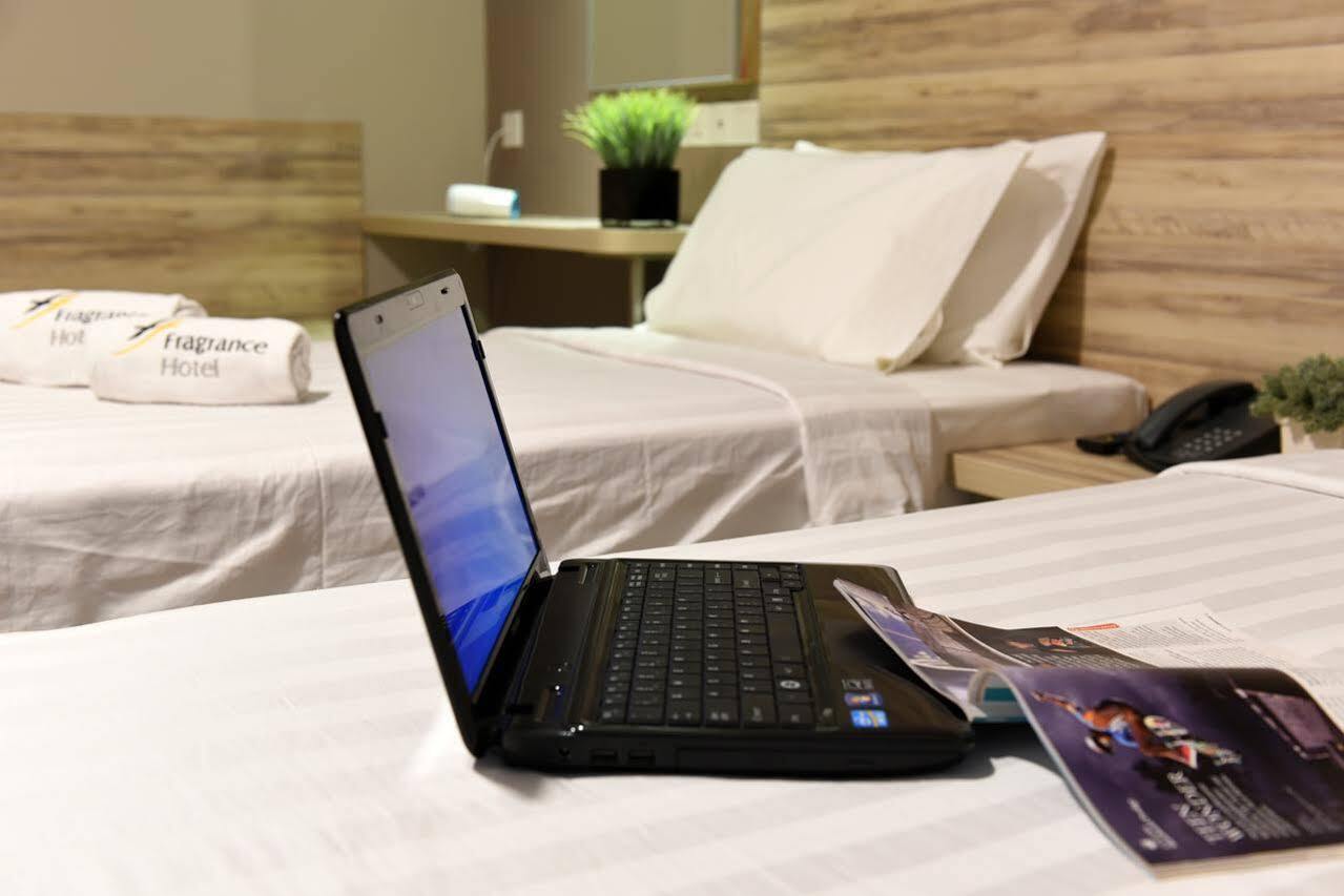 Ibis Budget Crystal Singapore