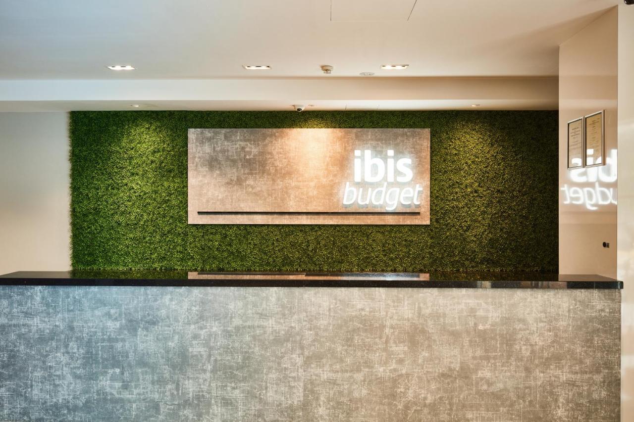 Ibis Budget Emerald 2* Singapore