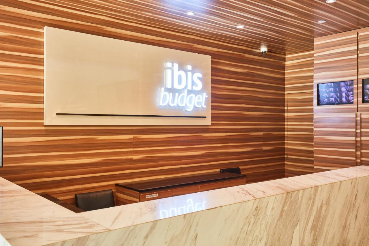 Hotel Ibis Budget Crystal 2*