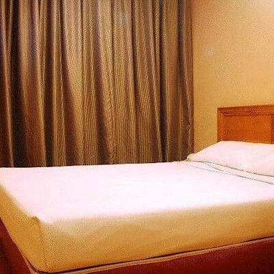 Hotel 81 Premier Hollywood Singapore