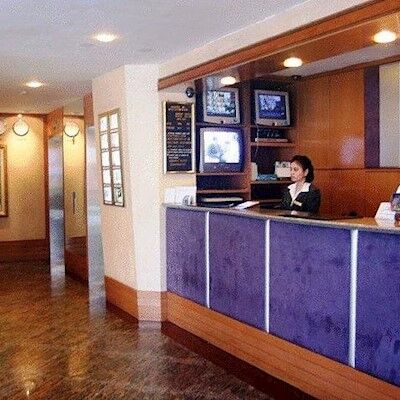 Hotel 81 Premier Hollywood 2*