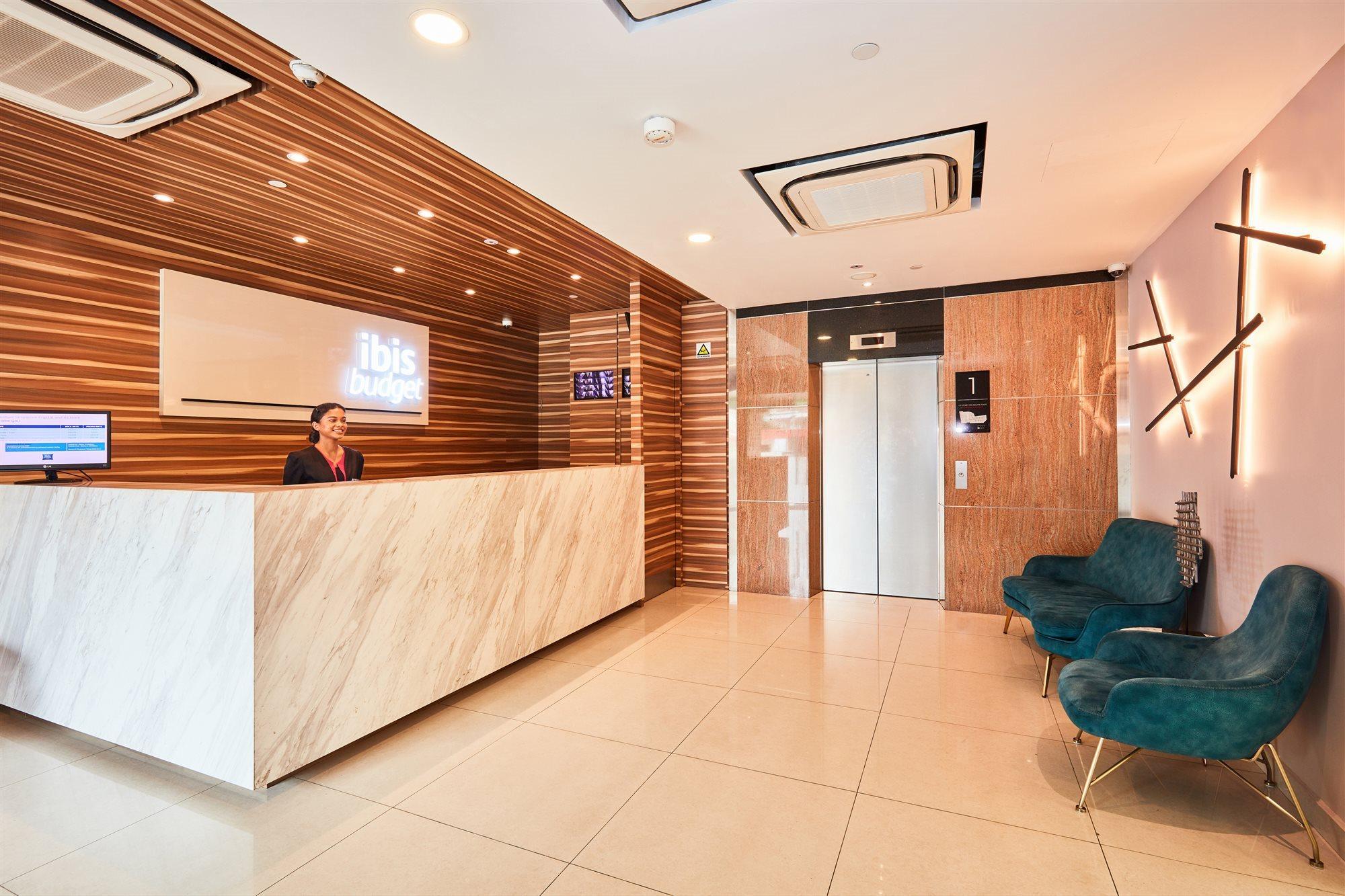Hotel Ibis Budget Crystal 2*