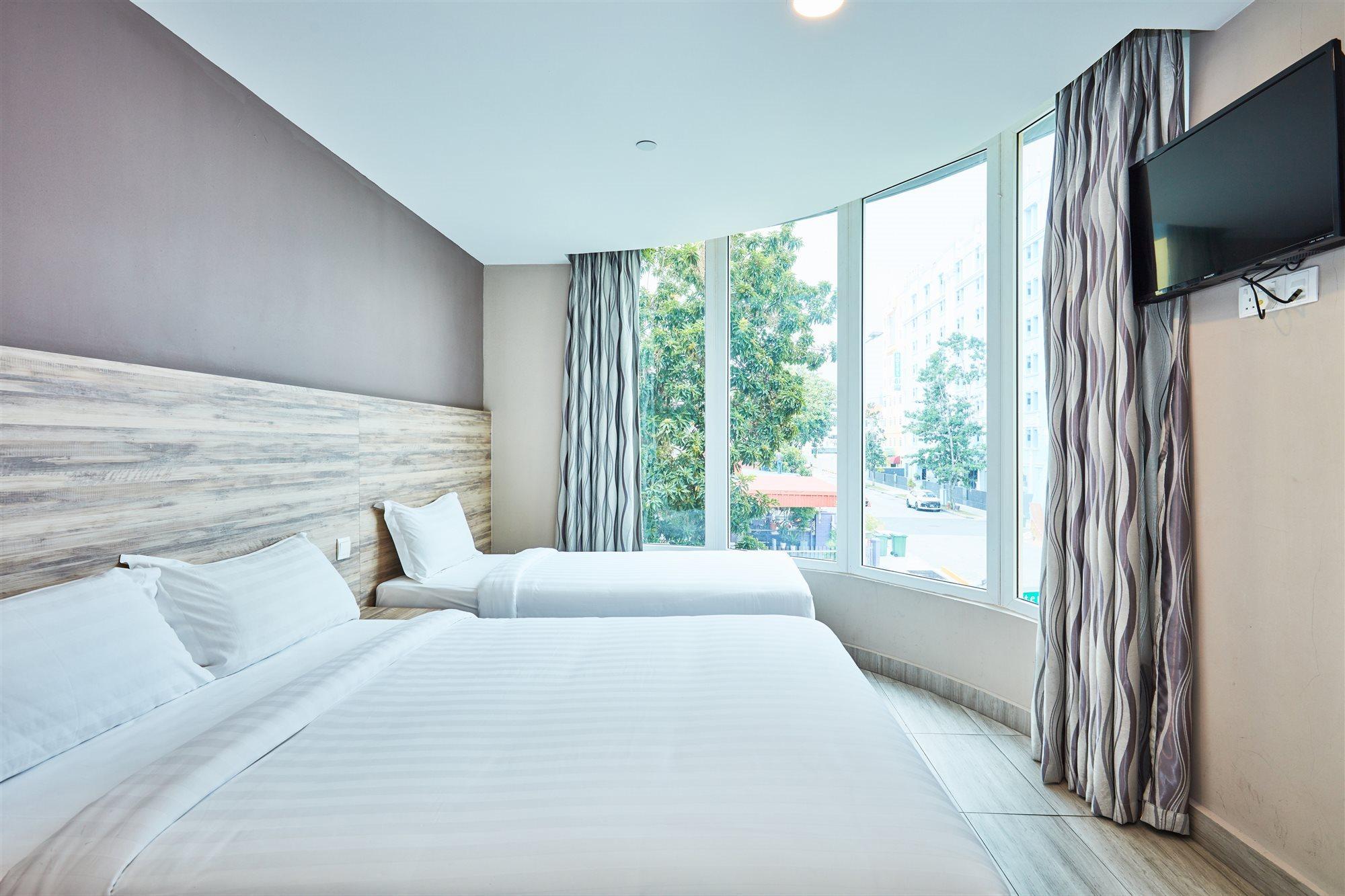 Hotel Ibis Budget Crystal