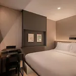 Claude Hotel